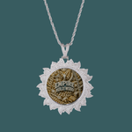 ギャラリービューアに画像を読み込み、Custom Photo Pendant - Sunburst Frame (White Gold)【無料ネックレス付属】