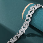 ギャラリービューアに画像を読み込み、Infinity Twist Bracelet - 15mm (White Gold)