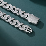ギャラリービューアに画像を読み込み、Infinity Twist Bracelet - 15mm (White Gold)