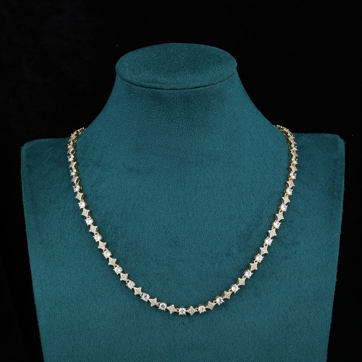 Starlink Cluster Necklace - 6mm (18K Gold) – EMPIRE HOLLYWOOD