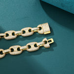 Load image into Gallery viewer, ラッパーブレスレットとして人気のPrestige Link Bracelet。HipHopファッションにふさわしい重厚感と高級感を備えたゴールドのリンクブレスレット。