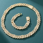 Load image into Gallery viewer, ラッパーネックレスとして人気のMajestic Cuban Chain。HipHopファッションに最適な重厚感と高級感を備えたユニークなデザインのキューバンチェーン。