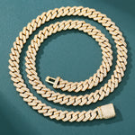 ギャラリービューアに画像を読み込み、Noble Ice Cuban Chain -10mm (18K Gold)
