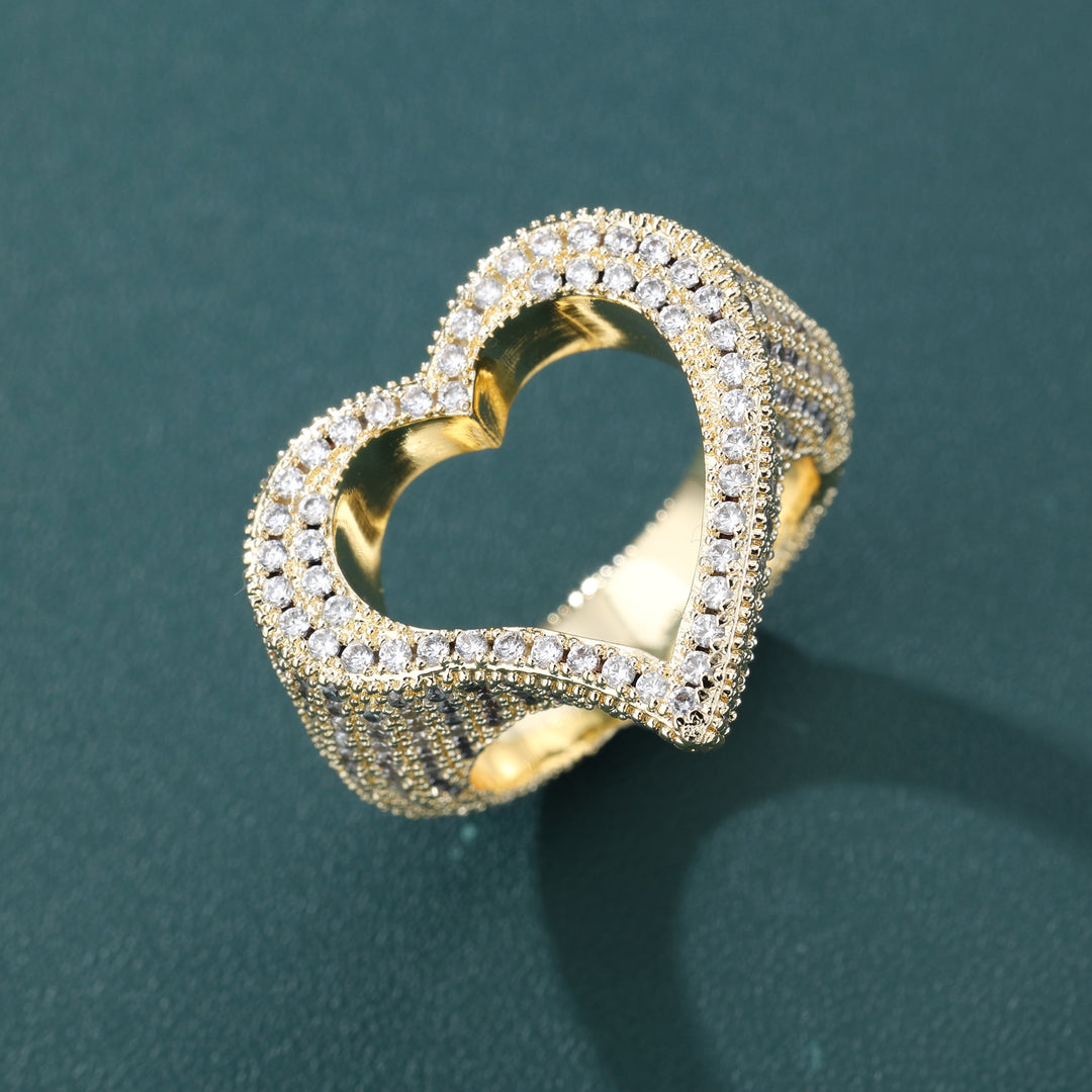 Heart's Embrace Ring - 21mm (18K Gold)