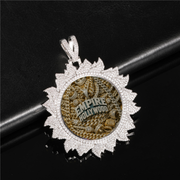 Custom Photo Pendant - Sunburst Frame (White Gold)【無料ネックレス付属】