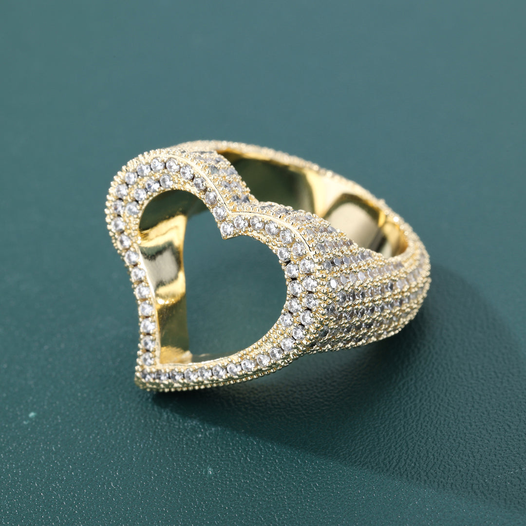 Heart’s Embrace Ring - 21mm (18K Gold)