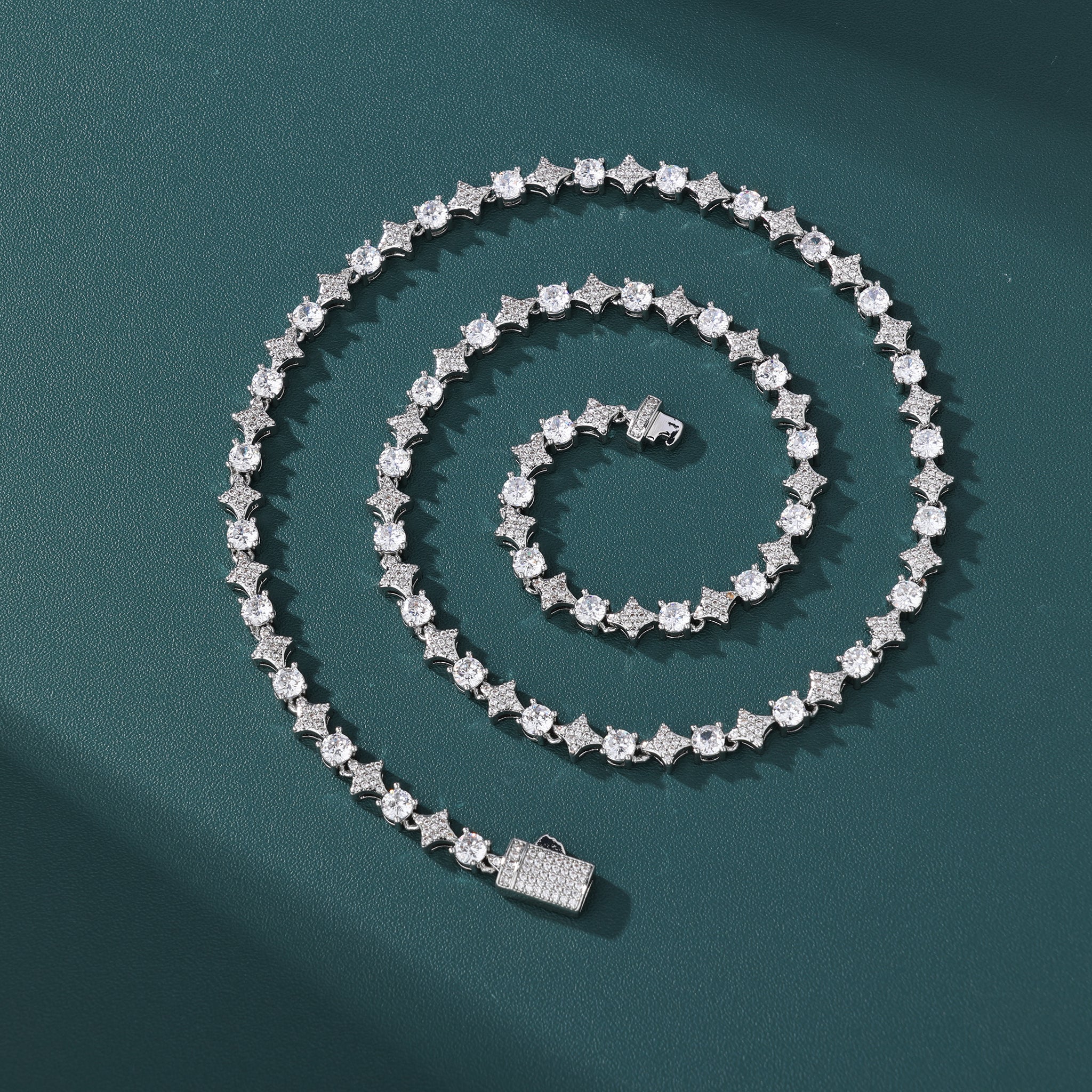Starlink Cluster Necklace - 6mm (White Gold) – EMPIRE HOLLYWOOD