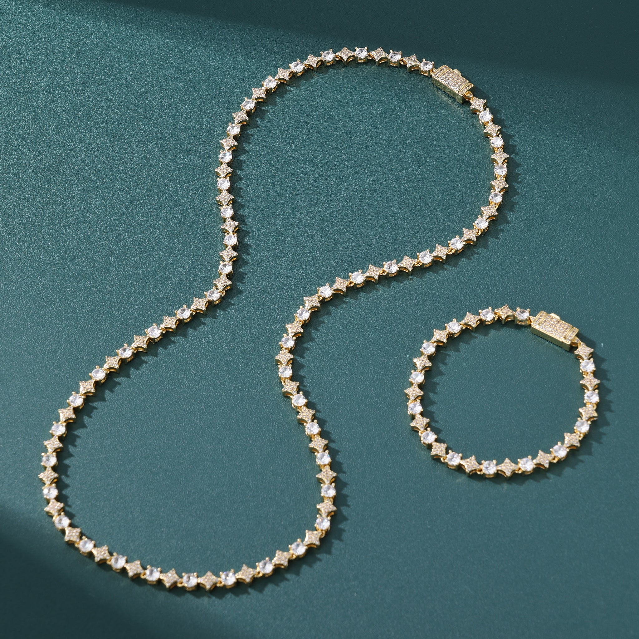 Starlink Cluster Necklace - 6mm (18K Gold) – EMPIRE HOLLYWOOD