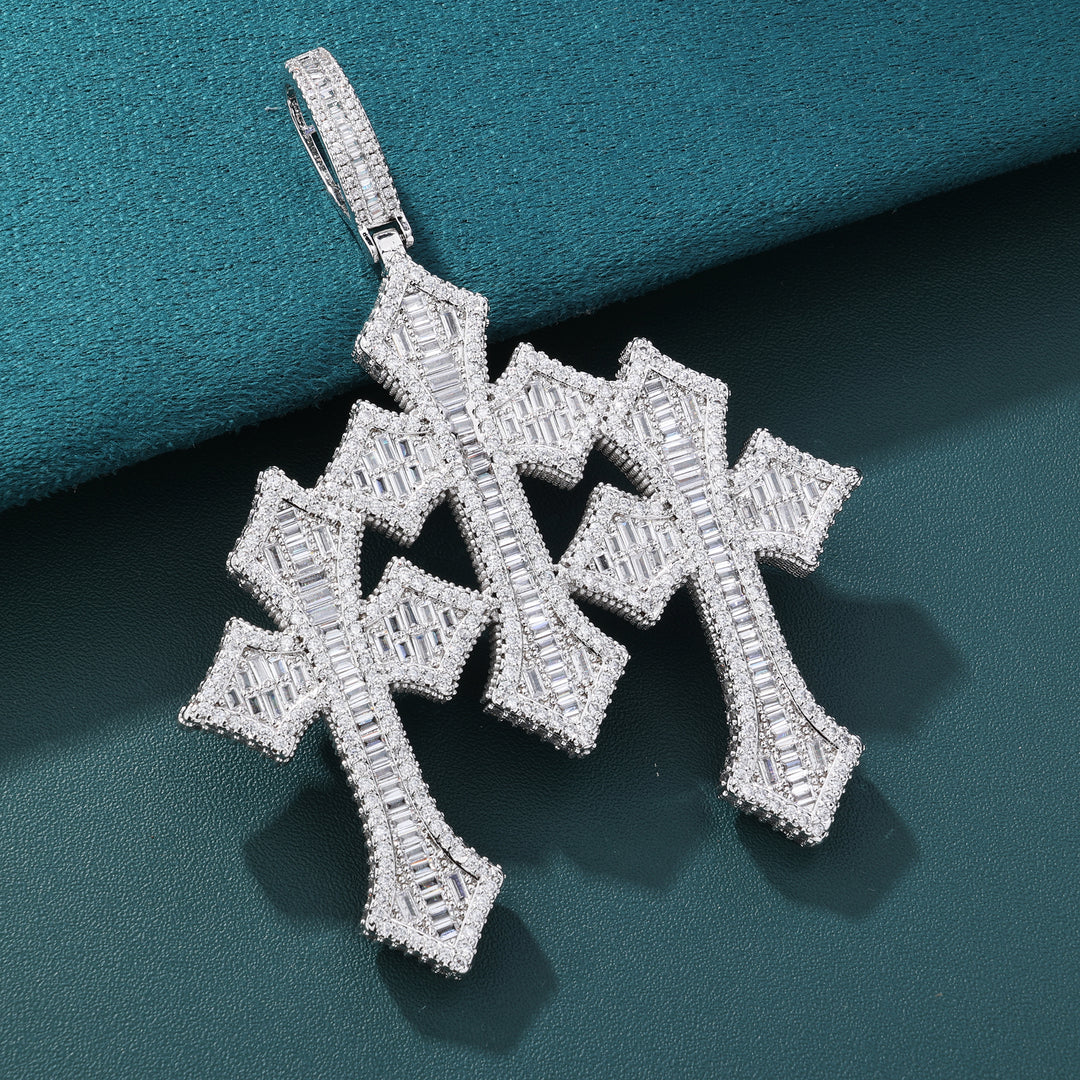 Trinity Strike Cross Pendant - (White Gold)【無料ネックレス付属】