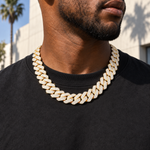 Load image into Gallery viewer, Moissanite × 925 Silver 幅19mm Majesty Cuban Chain Goldの着用イメージ（AI生成・長さ55cmを想定）